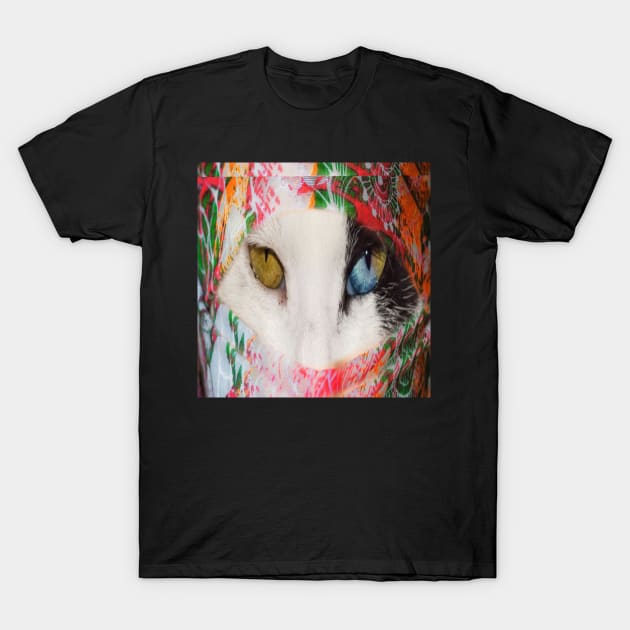 EYE REAL CAT T-Shirt by CATUNIVERSE